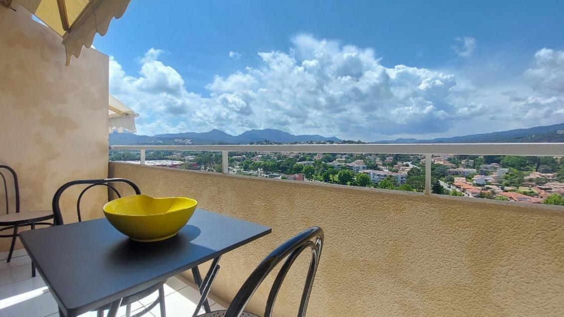 Studio Chez Nanie Residence Le Concorde Cannes Marina Mandelieu エクステリア 写真
